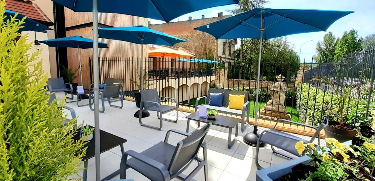 Hotel-Restaurant Des Augustins Saint-Cyprien  Exterior photo