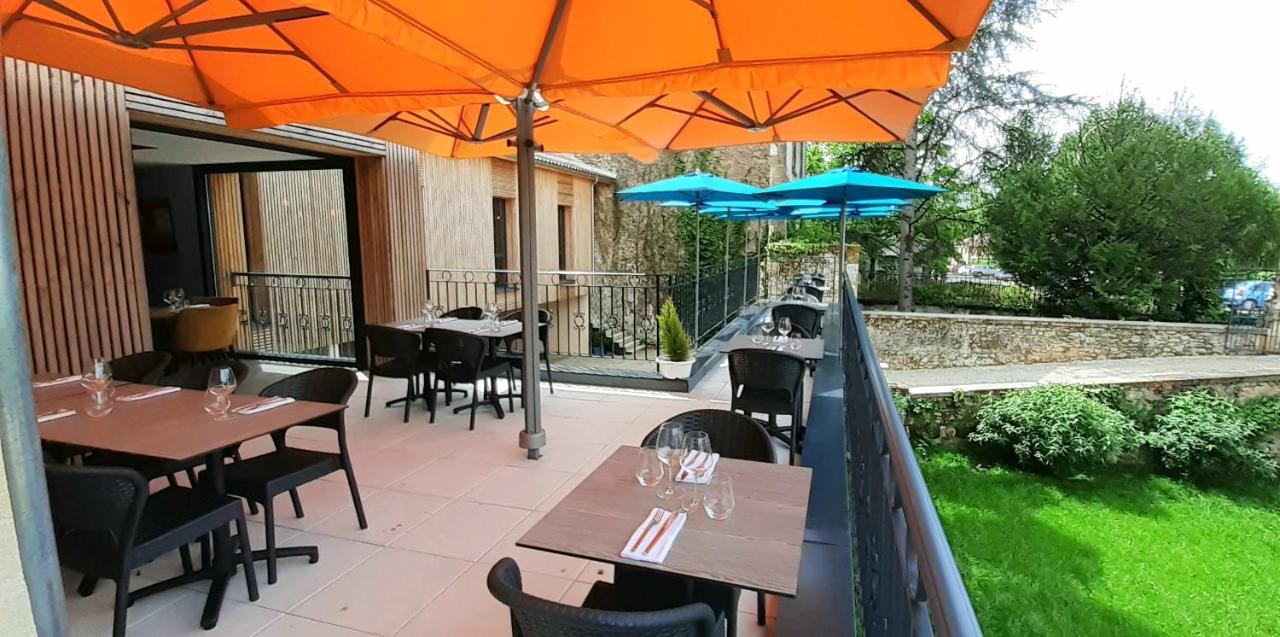 Hotel-Restaurant Des Augustins Saint-Cyprien  Exterior photo